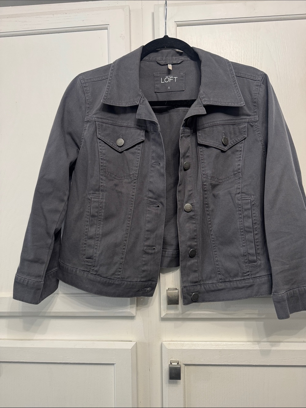 LOFT Gray Women's Button-Front Jean Jacket